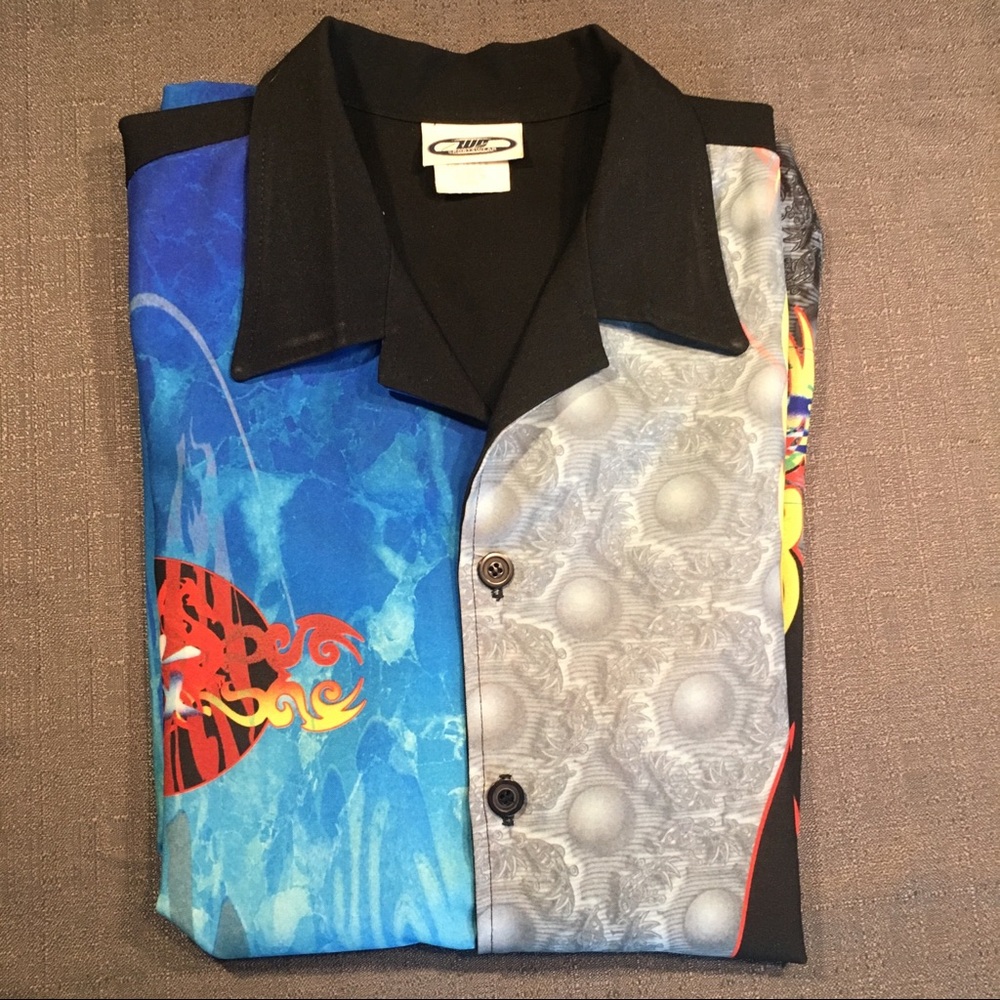 Men’s Graphic Button Down-WD Sportswear